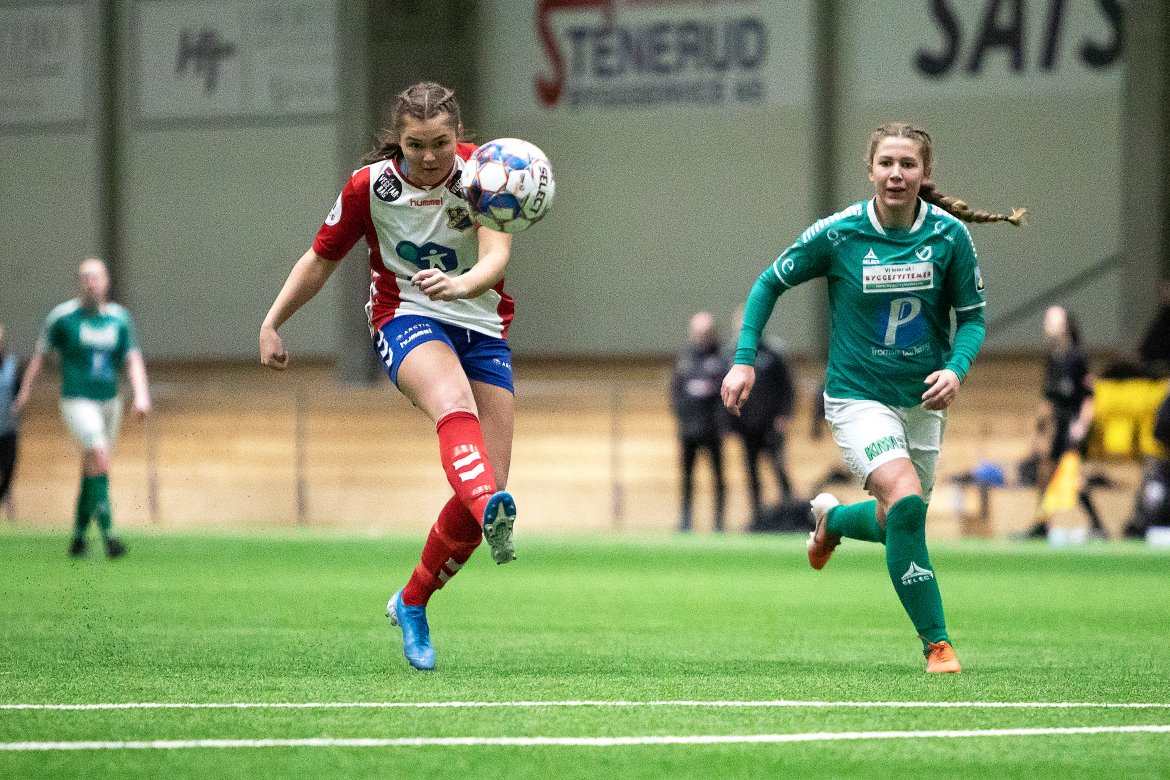 Aahjem mot Fløya i sin debutsesong i 2019. Foto: BillyBonkers