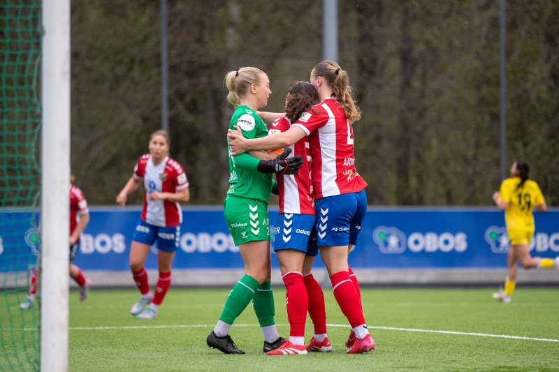 Una Langkås tilbake i Lyn-målet med en strålende kamp. Foto: Odd Sindre Tonning / TFK