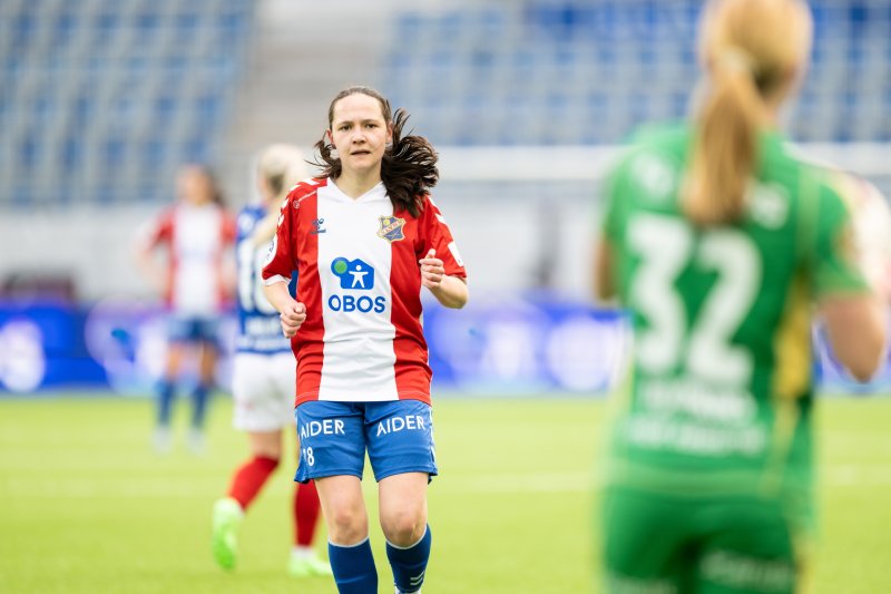 Luisa Luna Galteland ble byttet inn til sin debut. Foto: Kladd.no / Lars Opstad