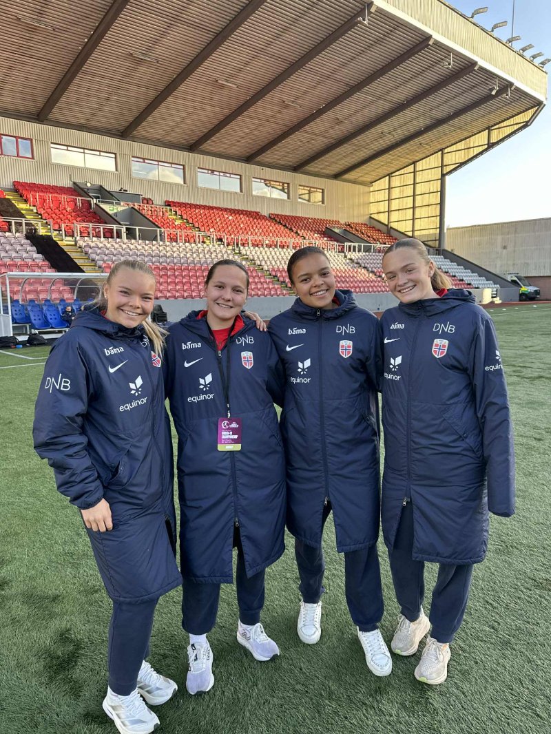 Ina (høyre) her fra sist samling sammen med Luna og Kroken. Foto: Silje Gullteig Lürssen